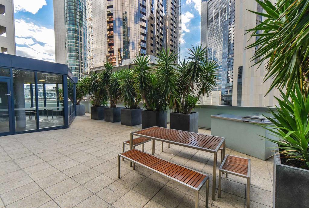 Staycentral - Cityviews On City Road Southbank Melbourne Oda fotoğraf